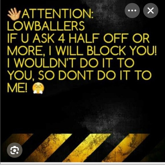 Oh my gosh look at this size small /medium
Mink fox mix genuine fur 1980s - Picture 7 of 17